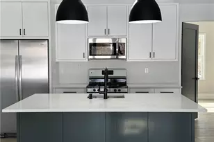 14 Tod Rd, Norwalk, CT 06851 - Photo 7