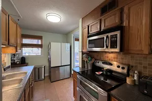 16 Hickory Ln, Plainville, CT 06062 - Photo 5