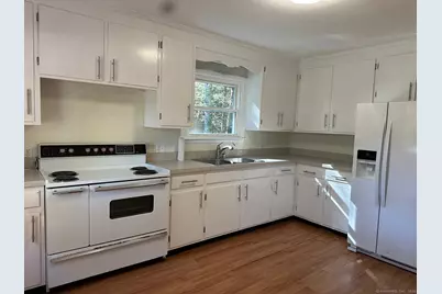 28 North Avenue, North Haven, CT 06473 - Photo 31