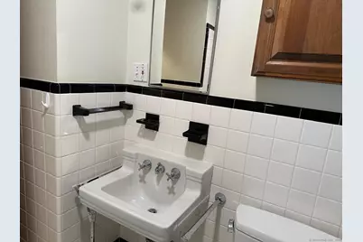 28 North Avenue, North Haven, CT 06473 - Photo 35