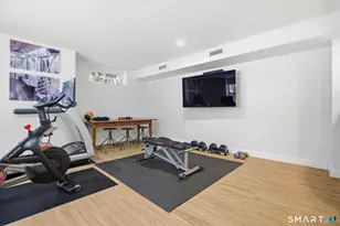 180 Turn of River Rd, Stamford, CT 06905 - Photo 33