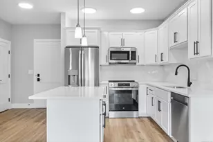 300 Harbour Close, New Haven, CT 06519 - Photo 5