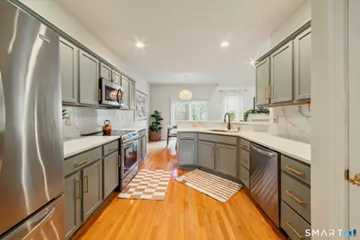 160 Barkledge Drive #160, Newington, CT 06111 - Photo 5