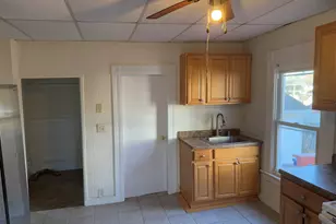 53 Maple St, Seymour, CT 06483 - Photo 7