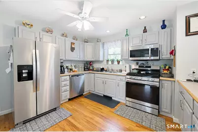 98 Scofield Avenue, Stamford, CT 06906 - Photo 5