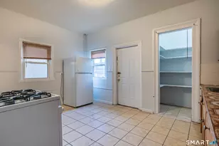 1995 Main St, Bridgeport, CT 06604 - Photo 3