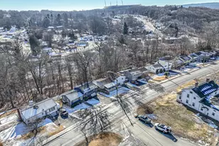 274 Pearl Lake Rd, Waterbury, CT 06706 - Photo 11