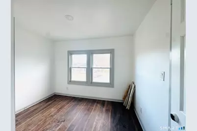 329 Amsterdam Avenue, Bridgeport, CT 06606 - Photo 29