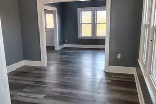 9 Westphal St, West Hartford, CT 06110 - Photo 5