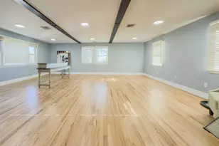 124 Wyndover Ln, Stamford, CT 06902 - Photo 15