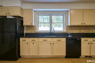 117 Woodside St, Putnam, CT 06260 - Photo 5