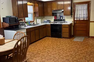 419 Jerome Ave, Burlington, CT 06013 - Photo 5