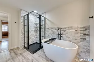 25 Hunter Ln, Glastonbury, CT 06033 - Photo 15