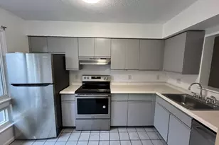 1423 Quinnipiac Ave, New Haven, CT 06513 - Photo 1