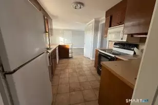 74 Summerset Dr, East Hartford, CT 06118 - Photo 7