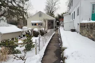 26 Lyon Ave, Greenwich, CT 06830 - Photo 3