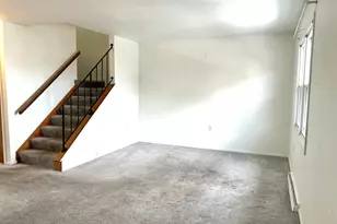 29 Savin Park, West Haven, CT 06516 - Photo 5