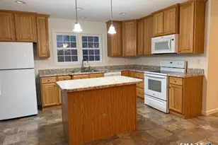 66 Rainbow Dr, Montville, CT 06382 - Photo 11