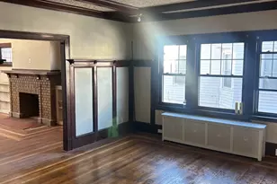 304 Edgewood St, Hartford, CT 06112 - Photo 9