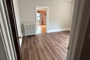 304 Edgewood St, Hartford, CT 06112 - Photo 29