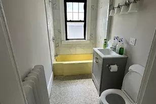 304 Edgewood St, Hartford, CT 06112 - Photo 27