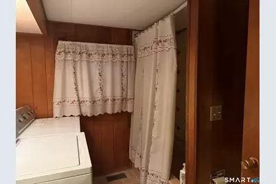 6 Cherokee Road, East Hartford, CT 06118 - Photo 11