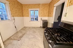 86 Linsley Ave, Meriden, CT 06451 - Photo 5