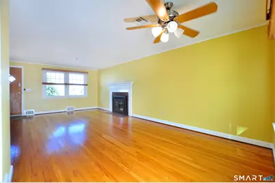 143 Valley Crest Drive, Wethersfield, CT 06109 - Photo 9