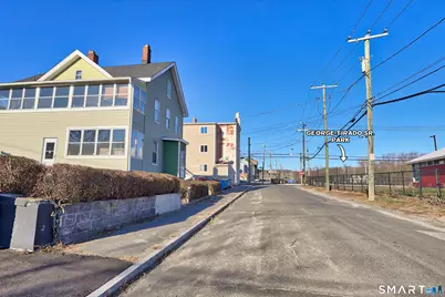 360 Mill Street, Waterbury, CT 06706 - Photo 7