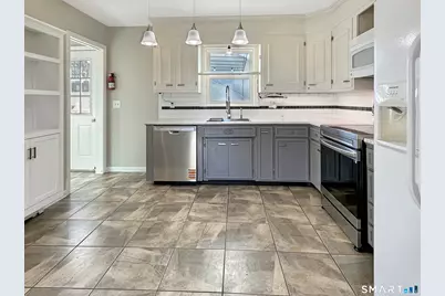 61 Smith Street, East Lyme, CT 06357 - Photo 17