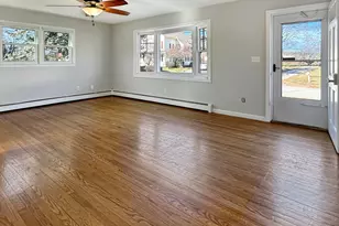 61 Smith St, East Lyme, CT 06357 - Photo 15