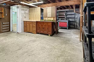 61 Smith St, East Lyme, CT 06357 - Photo 35