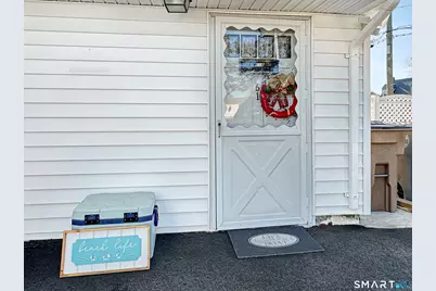 61 Smith Street, East Lyme, CT 06357 - Photo 37