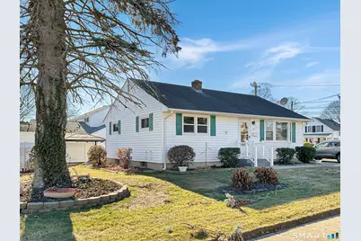 61 Smith Street, East Lyme, CT 06357 - Photo 11