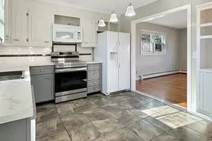 61 Smith St, East Lyme, CT 06357 - Photo 19