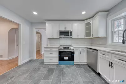 51 Pembroke Street, Hartford, CT 06112 - Photo 5