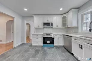 51 Pembroke St, Hartford, CT 06112 - Photo 5