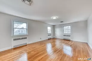 51 Pembroke St, Hartford, CT 06112 - Photo 23