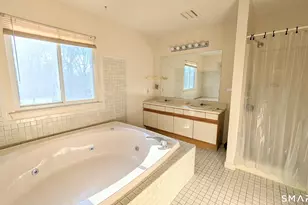 69 Northwest Dr, Plainville, CT 06062 - Photo 9