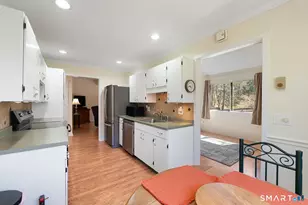 2 Heritage Circle, Southbury, CT 06488 - Photo 9