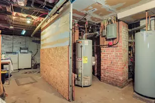 28 Dolsen Pl, Stamford, CT 06901 - Photo 27