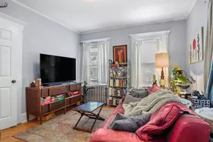 28 Dolsen Pl, Stamford, CT 06901 - Photo 15