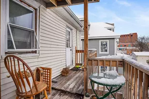 28 Dolsen Pl, Stamford, CT 06901 - Photo 33