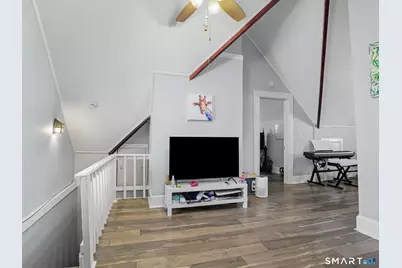 28 Dolsen Place, Stamford, CT 06901 - Photo 21