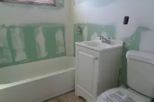 1121 Success Ave, Stratford, CT 06614 - Photo 9