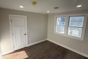 8 Broad St, Milford, CT 06460 - Photo 19