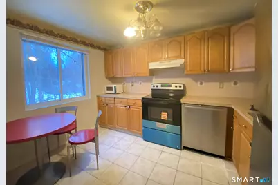 7 Padanaram Road #J243, Danbury, CT 06811 - Photo 3