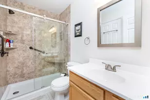 240 Wesley St, Waterbury, CT 06708 - Photo 17