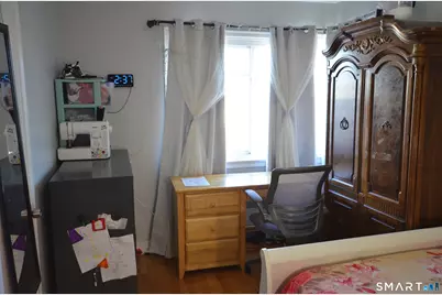 855 Burnsford Avenue, Bridgeport, CT 06606 - Photo 17