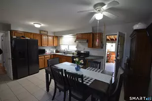 855 Burnsford Ave, Bridgeport, CT 06606 - Photo 11